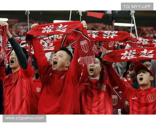 斯坦丘视频致意大连球迷明夜抵达开启全新足球征程中超赛季之旅备战起航